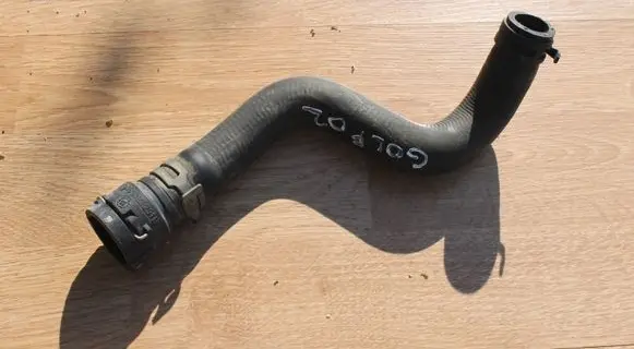 Volkswagen Golf V Engine coolant pipe/hose 1K0122073T