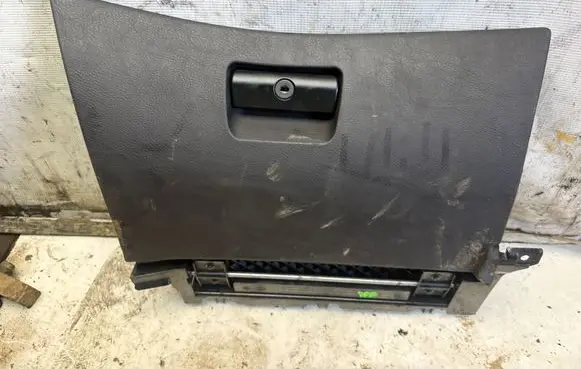 BMW 3 E46 Glove box 51168196111