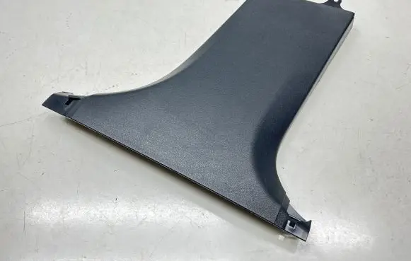Mercedes-Benz EQC (B) pillar trim (bottom) A2536900625 18321224 WPT52092