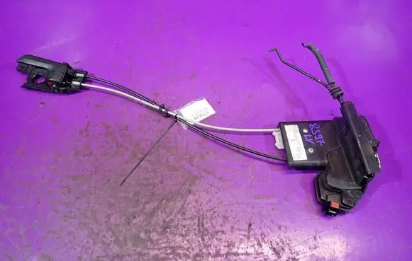 KIA Sportage Front door lock