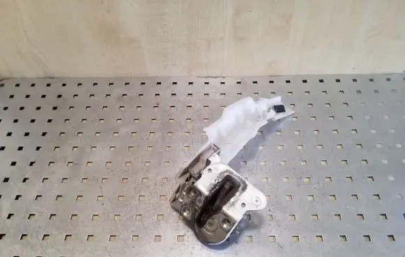 Mazda 5 Sliding door lock 