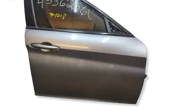 Alfa Romeo Giulia Front door 