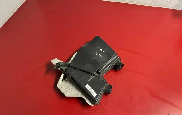 BMW X3 G01 Intake resonator 8607950 8678922 13718607950