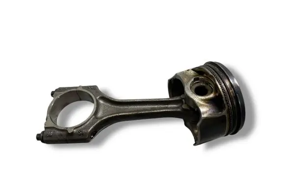 Audi A5 Sportback 8TA Piston with connecting rod CDNB