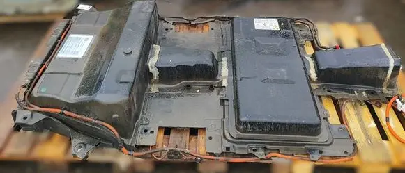 Peugeot 2008 II Hybrid / electric car battery 9827789180