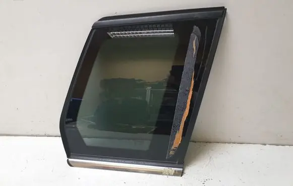 Mercedes-Benz GLK (X204) Rear side window 43R002092