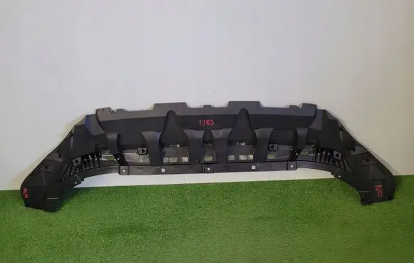 Front bumper skid plate/under tray