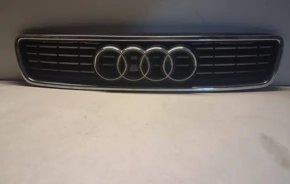 Audi A4 S4 B5 8D Front grill 8D0853651