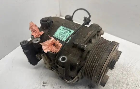 Mitsubishi Grandis Air conditioning (A/C) compressor (pump) MR958135 MSC105CA 3034524