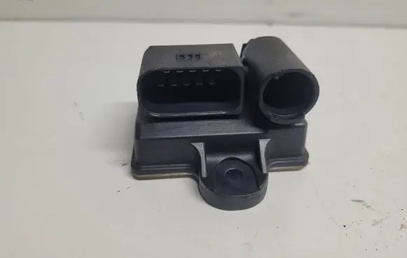 Mercedes-Benz B W246 W242 Glow plug pre-heat relay A6519005502