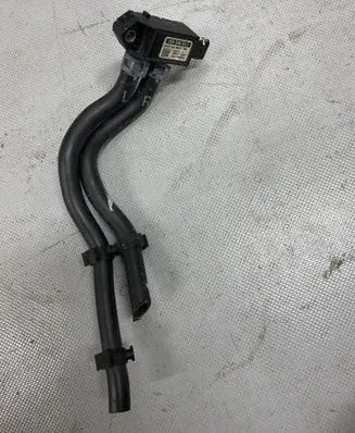 Audi Q7 4M Exhaust gas pressure sensor 059906051J