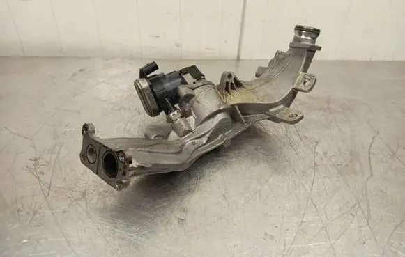 Mercedes-Benz E W213 EGR valve A6461400108