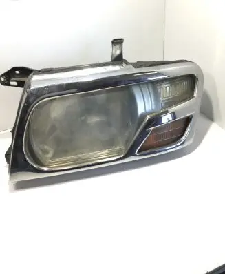 Mitsubishi Pajero Headlight/headlamp 10087419
