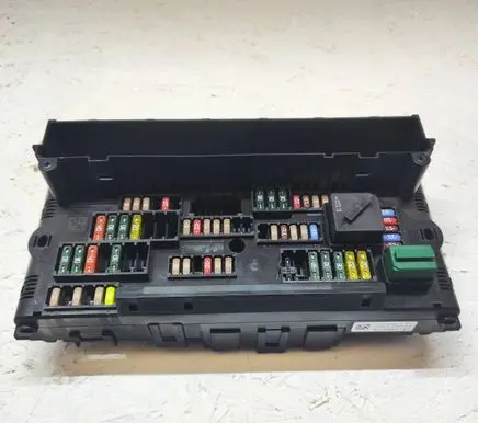 BMW X3 F25 Fuse module 117033444D 9210863 00389319
