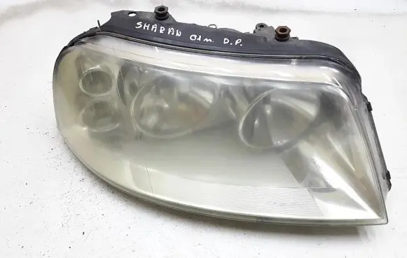 Volkswagen Sharan Headlight/headlamp 0301182202