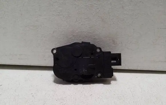 Mercedes-Benz Vito Viano W447 Air flap motor/actuator EFB460 CN821002