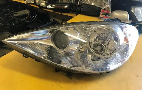 Peugeot 807 Headlight/headlamp