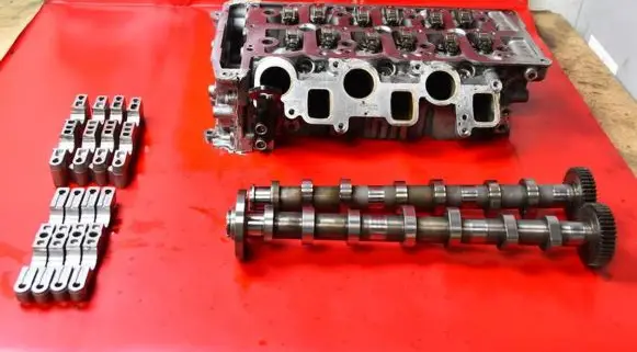 Audi Q7 4L Engine head 0593AF