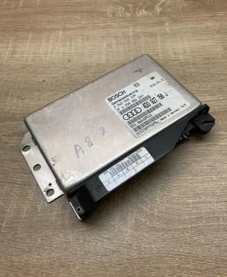 Audi A8 S8 D3 4E Gearbox control unit/module 4D0927156J 0260002539