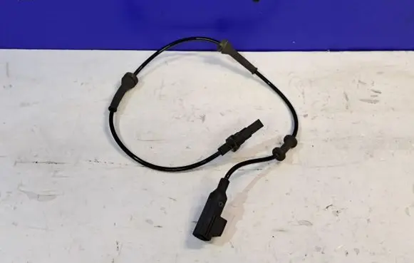 Jaguar XF X260 ABS rear brake sensor GX732C190AF