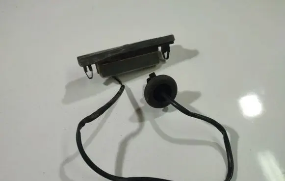 KIA Carens II Front door sensor 