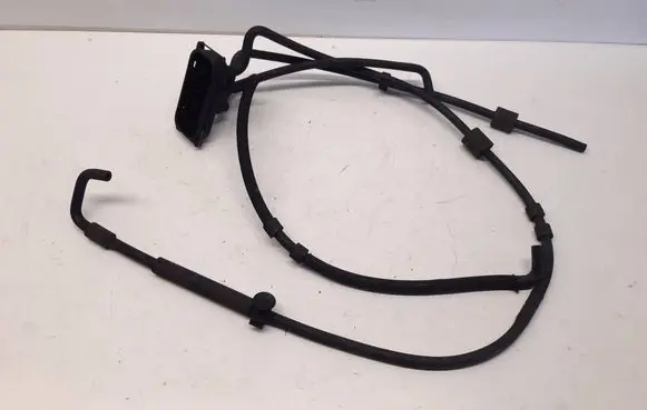 Volkswagen PASSAT B6 Vacuum line/pipe/hose 03G131051BS