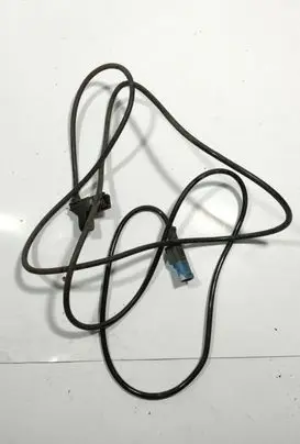 Mercedes-Benz Sprinter W901 W902 W903 W904 ABS brake wheel speed sensor A9065400134 A0525456328 A0525456228
