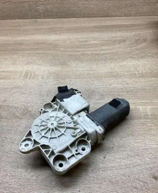 Rear door window regulator motor