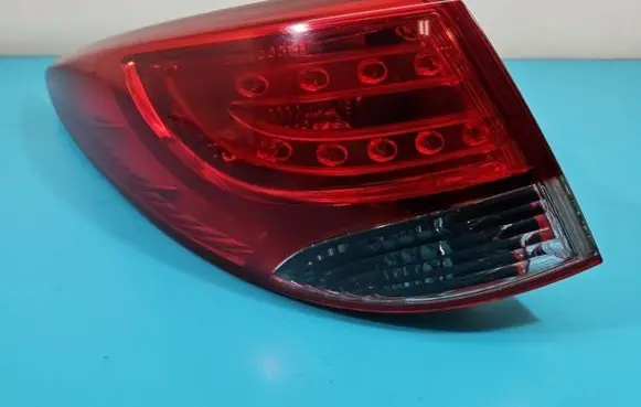 Hyundai ix35 Rear/tail lights 92401-2Y0 IMPRK1412833