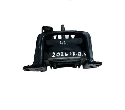 Citroen C5 Engine mount bracket 08C21