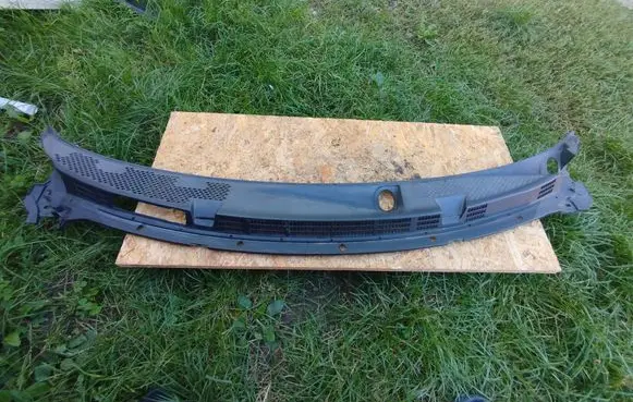 Wiper trim