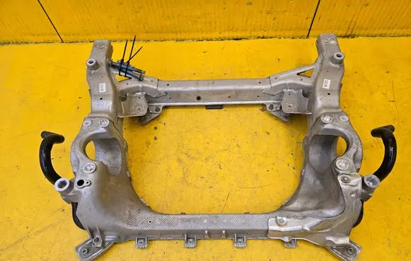 Mercedes-Benz GLC X253 C253 Front subframe 2536208500 A2056220300 A205620031