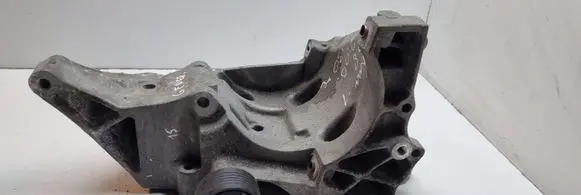 BMW 1 E81 E87 Generator/alternator bracket 139920