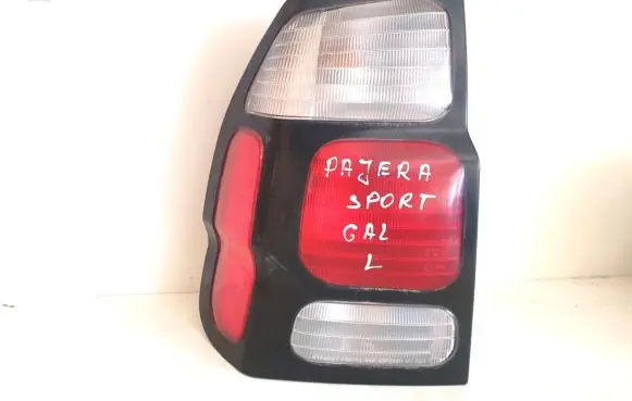 Mitsubishi Pajero Sport I Rear/tail lights 043-1690