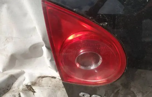 Volkswagen Golf V Tailgate rear/tail lights