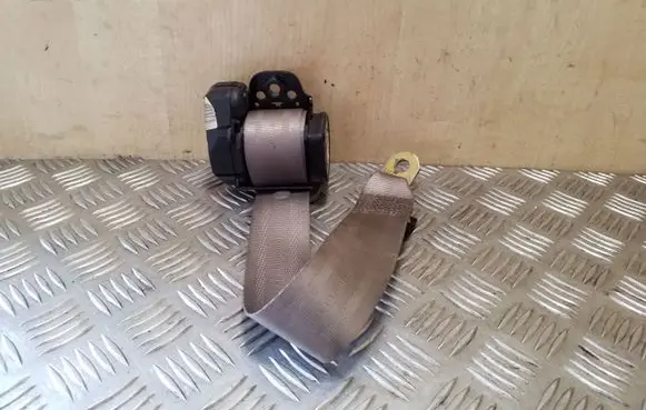 Volvo S40, V40 Middle seatbelt (rear) 30817464