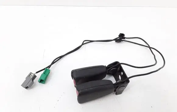 Volvo S40 Rear seatbelt buckle