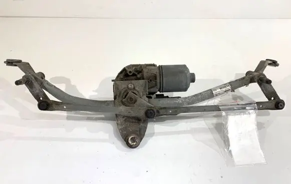 BMW X3 F25 Front wiper linkage and motor 7213275