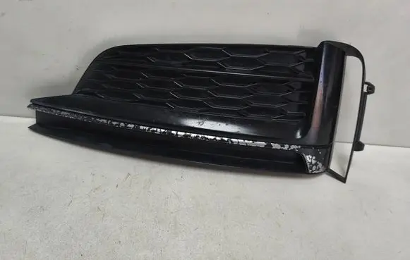 Audi A5 Front bumper lower grill 8W6807681F