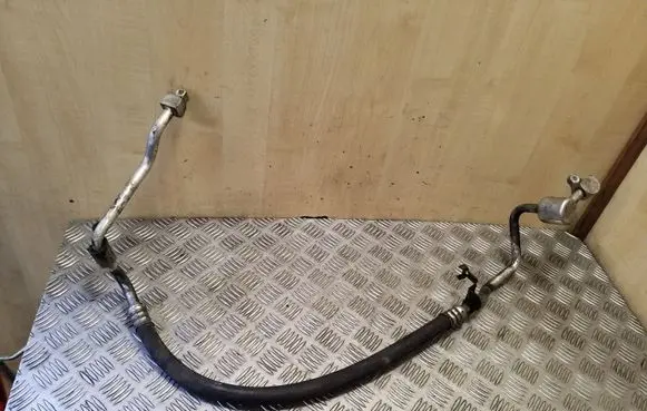 Jaguar XF X250 Air conditioning (A/C) pipe/hose