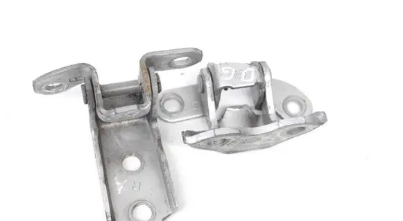 Toyota Prius (XW20) Rear door upper hinge