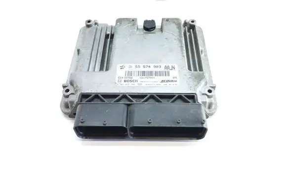 Opel Insignia A Engine control unit/module 55574903 K5150