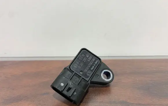 Suzuki SX4 Air pressure sensor 0261230451