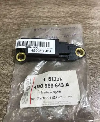 Audi A6 S6 C5 4B Airbag deployment crash/impact sensor 4B0959643A
