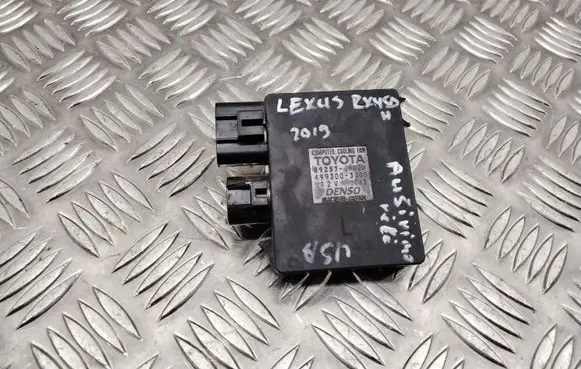 Lexus RX 450H Coolant fan relay 8925726020 4993003280