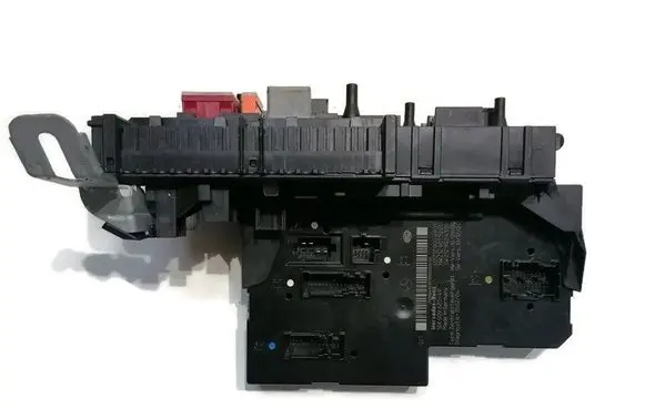 Mercedes-Benz E W212 SAM control unit 2129004901