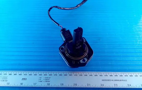 Audi A6 S6 C5 4B Oil level dip stick 1J0907660 6PR00807902