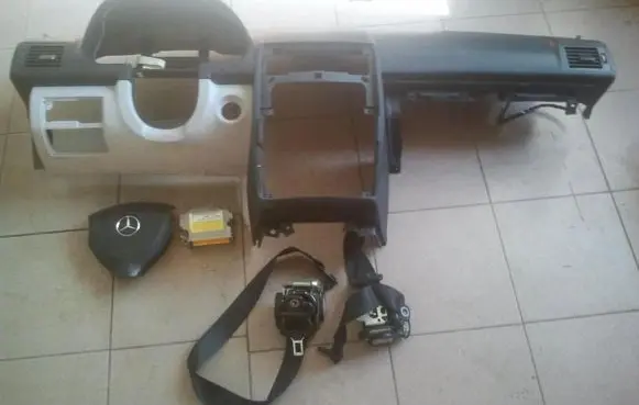 Mercedes-Benz A W169 Dashboard 