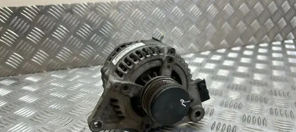 KIA Sportage Generator/alternator 373002A700