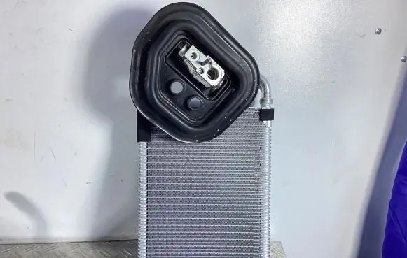 Air conditioning (A/C) radiator (interior)